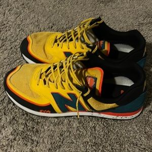 Men’s New Balance sneakers